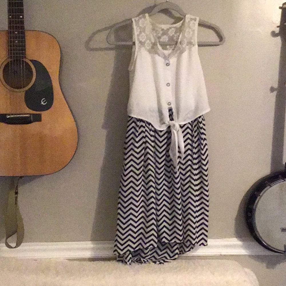 Girl’s dress